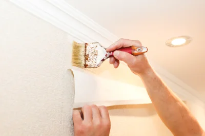 Pose de papier peint à Athis — revêtements muraux et toiles de verre